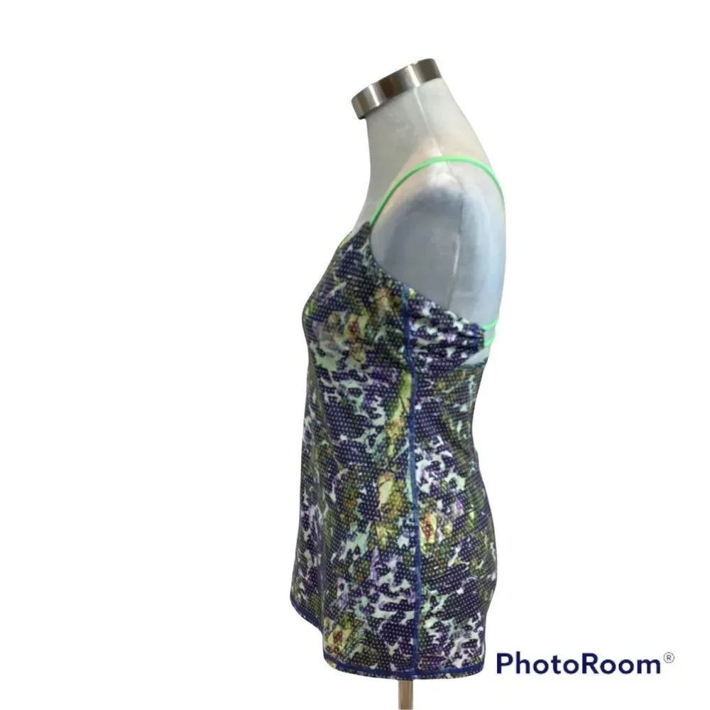 Lululemon Floral Sport White Multi/Pistachio Dancing‎ Warrior Activewear Top 8